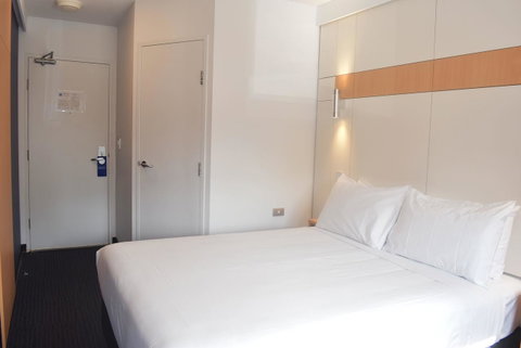 Ibis Budget - Gosford - Australia Accommodation 7