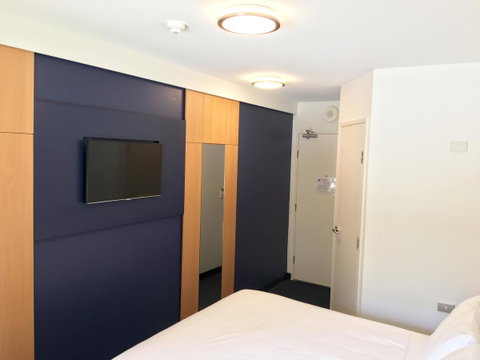 Ibis Budget - Gosford - Australia Accommodation 16