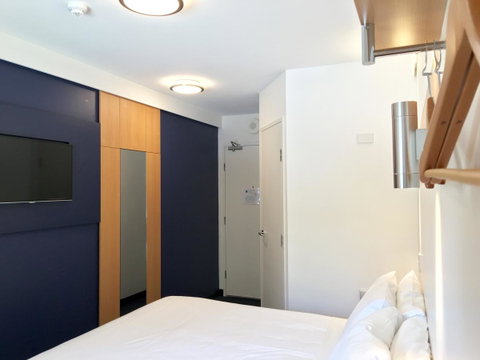 Ibis Budget - Gosford - Australia Accommodation 17