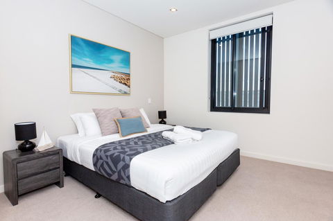 Brand New Executive Apartment - Australia Accommodation 8