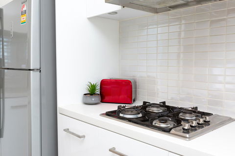 Brand New Executive Apartment - Australia Accommodation 7