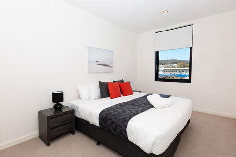 Brand New Executive Apartment - Australia Accommodation 13