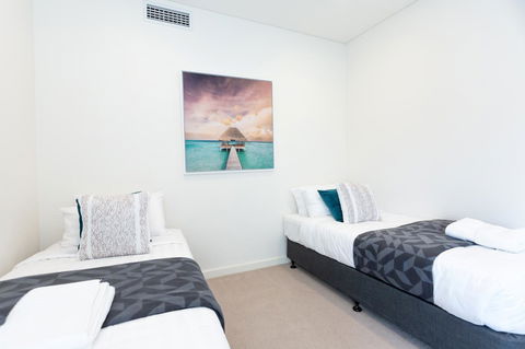 Brand New Executive Apartment - Australia Accommodation 23