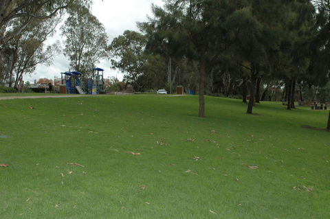 Brand New Executive Apartment - Australia Accommodation 32