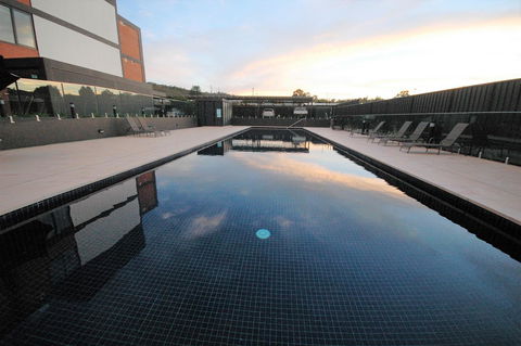 Brand New Executive Apartment - Australia Accommodation 26