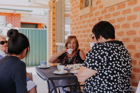 Central Wagga Self Catering Apartment - Australia Accommodation 14