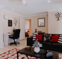 Central Wagga Self Catering Apartment - Australia Accommodation