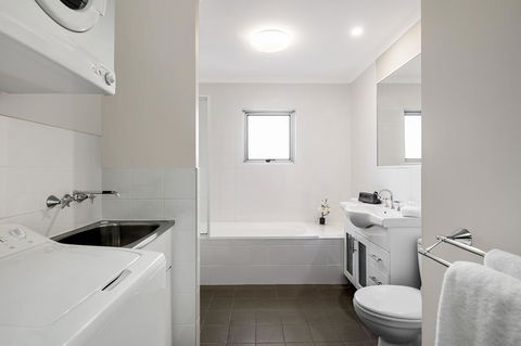 Quest Wollongong - Australia Accommodation 8