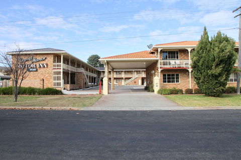 Grand Manor Motor Inn - Australia Accommodation 2