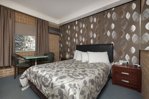 Grand Manor Motor Inn - Australia Accommodation 0