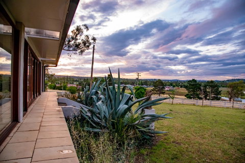 Belmont - Australia Accommodation 6