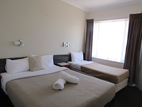 Allonville Gardens Motel - Australia Accommodation 13