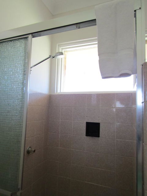 Allonville Gardens Motel - Australia Accommodation 23