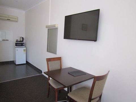 Allonville Gardens Motel - Australia Accommodation 15