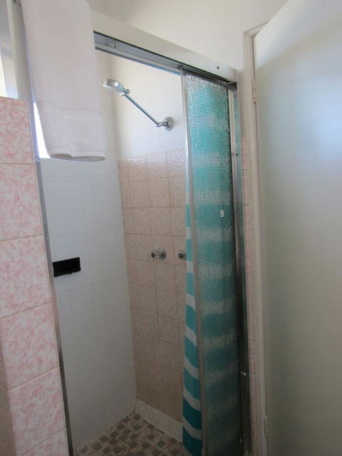 Allonville Gardens Motel - Australia Accommodation 27