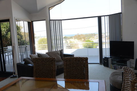 The Boat House - Australia Accommodation 15