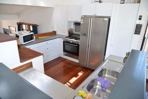The Boat House - Australia Accommodation 5