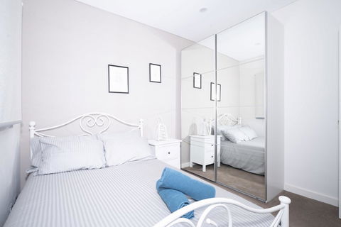 Luxury Villa Darlington - Vine - Australia Accommodation 39