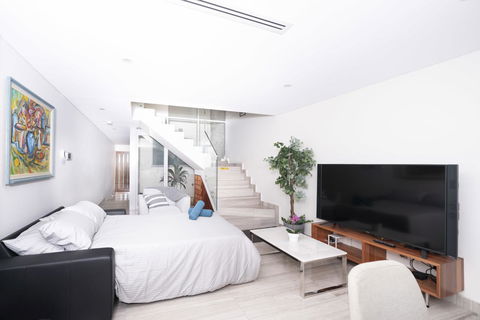 Luxury Villa Darlington - Vine - Australia Accommodation 43