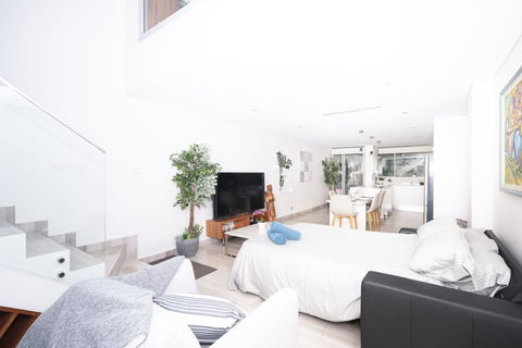 Luxury Villa Darlington - Vine - Australia Accommodation 41