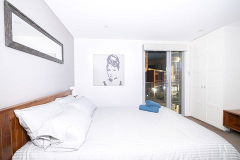 Luxury Villa Darlington - Vine - Australia Accommodation 37