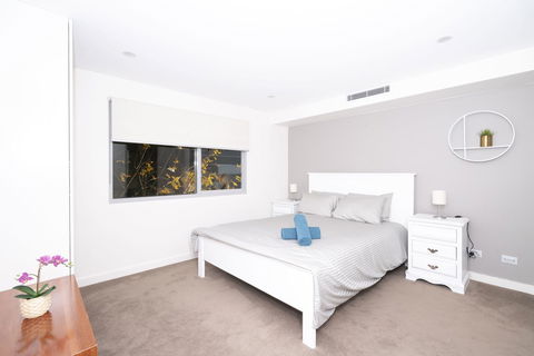 Luxury Villa Darlington - Vine - Australia Accommodation 28