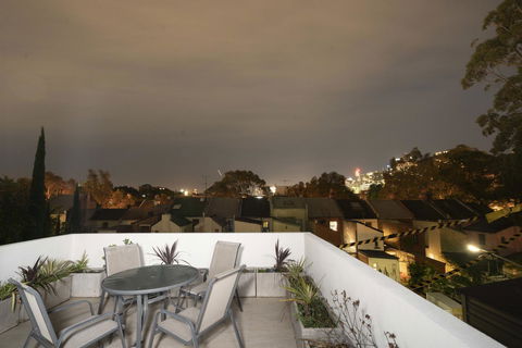 Luxury Villa Darlington - Vine - Australia Accommodation 17