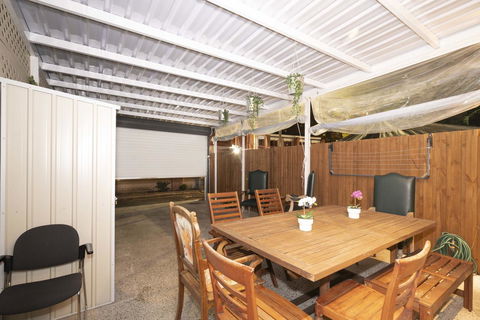 Luxury Villa Darlington - Vine - Australia Accommodation 20