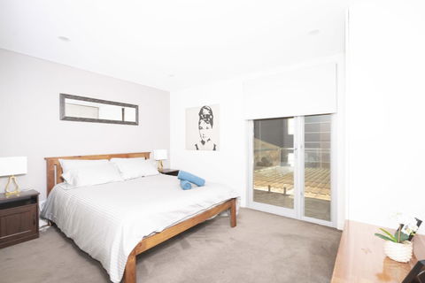 Luxury Villa Darlington - Vine - Australia Accommodation 25