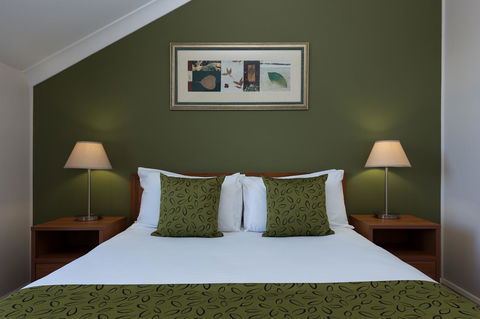Leisure Inn Spires - Australia Accommodation 1