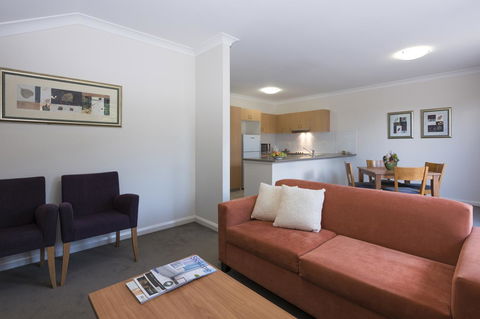 Leisure Inn Spires - Australia Accommodation 7
