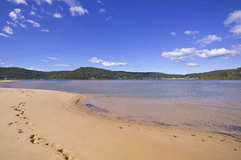 BookerBay Retreat! - Australia Accommodation 0