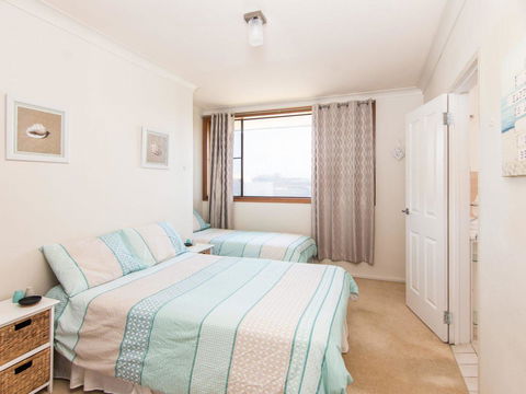 Shoreline 7 - Australia Accommodation 5