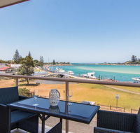 Shoreline 7 with 180 degree water views - Australia Accommodation