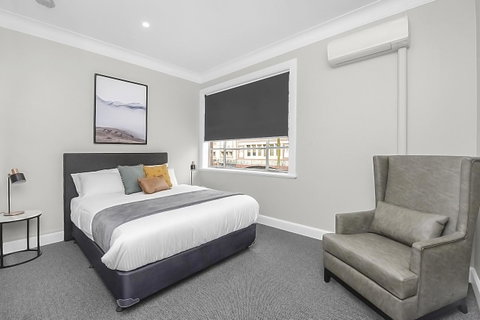 Horse And Jockey Hotel Homebush - Australia Accommodation 18