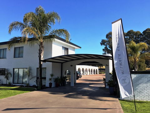 Mulwala Resort - Australia Accommodation 14