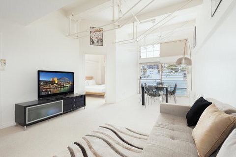 Waterfront Apartment On Sydney Harbour - Australia Accommodation 1