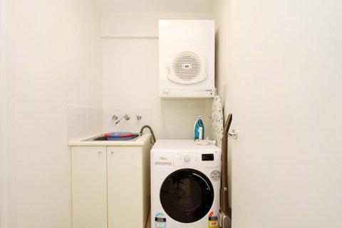 Waterfront Apartment On Sydney Harbour - Australia Accommodation 9