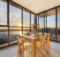 Stunning Sunset Water View 2BEDs on High Rises - Australia Accommodation