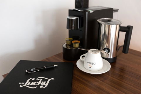 The Lucky Hotel - Australia Accommodation 9