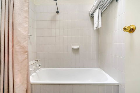 Prince Of Wales Hotel - Australia Accommodation 4