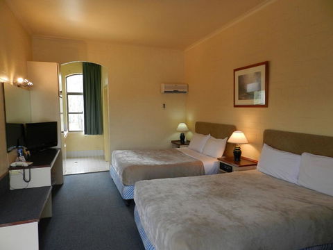 Prince Of Wales Hotel - Australia Accommodation 3