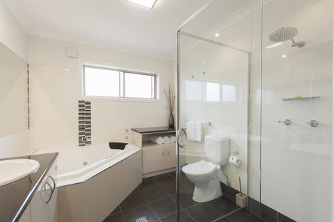 Wagga RSL Club Motel - Australia Accommodation 39