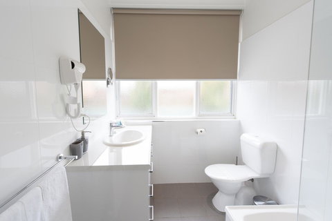 Wagga RSL Club Motel - Australia Accommodation 10