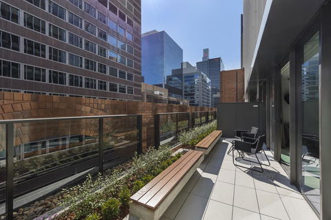 SKYE Suites Sydney - Australia Accommodation 18