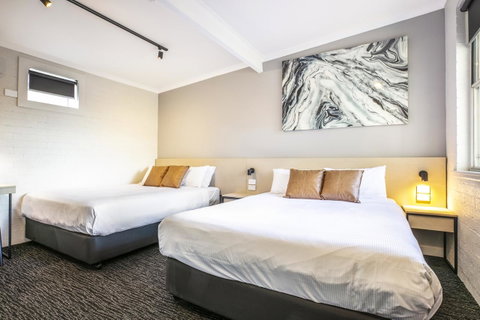 Nightcap At Colyton Hotel - Australia Accommodation 22