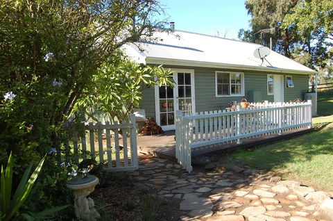 Cadair Cottages - Australia Accommodation 9