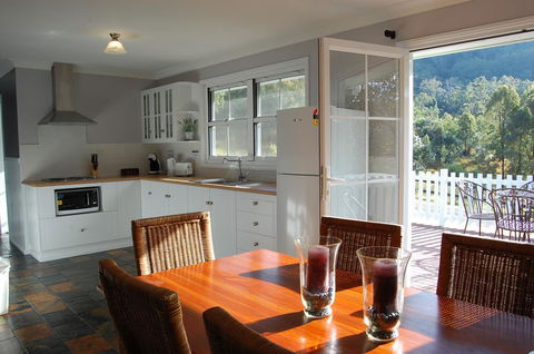Cadair Cottages - Australia Accommodation 6