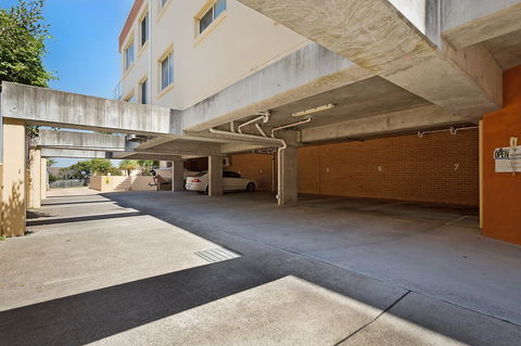 Baywatch Apartments Merimbula - Australia Accommodation 8
