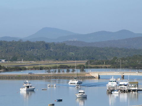 Baywatch Apartments Merimbula - Australia Accommodation 24